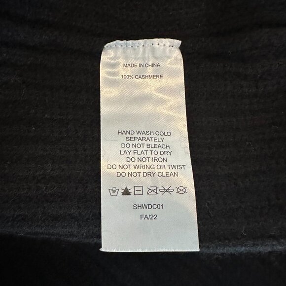 Quince Medium Mongolian Cashmere Oversized Boyfriend Cardigan Sweater in Black - Picture 4 of 6